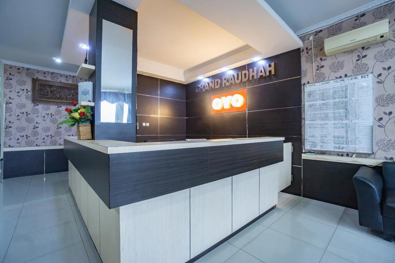 Hotel Oyo 2357 Syariah Grand Raudhah Dżakarta Zewnętrze zdjęcie
