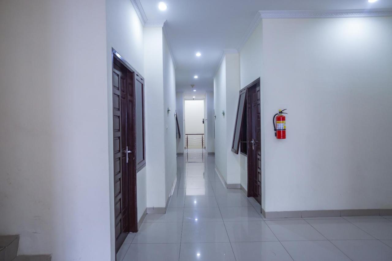 Hotel Oyo 2357 Syariah Grand Raudhah Dżakarta Zewnętrze zdjęcie