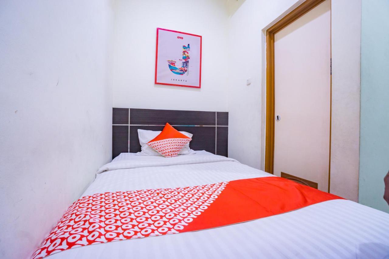 Hotel Oyo 2357 Syariah Grand Raudhah Dżakarta Zewnętrze zdjęcie