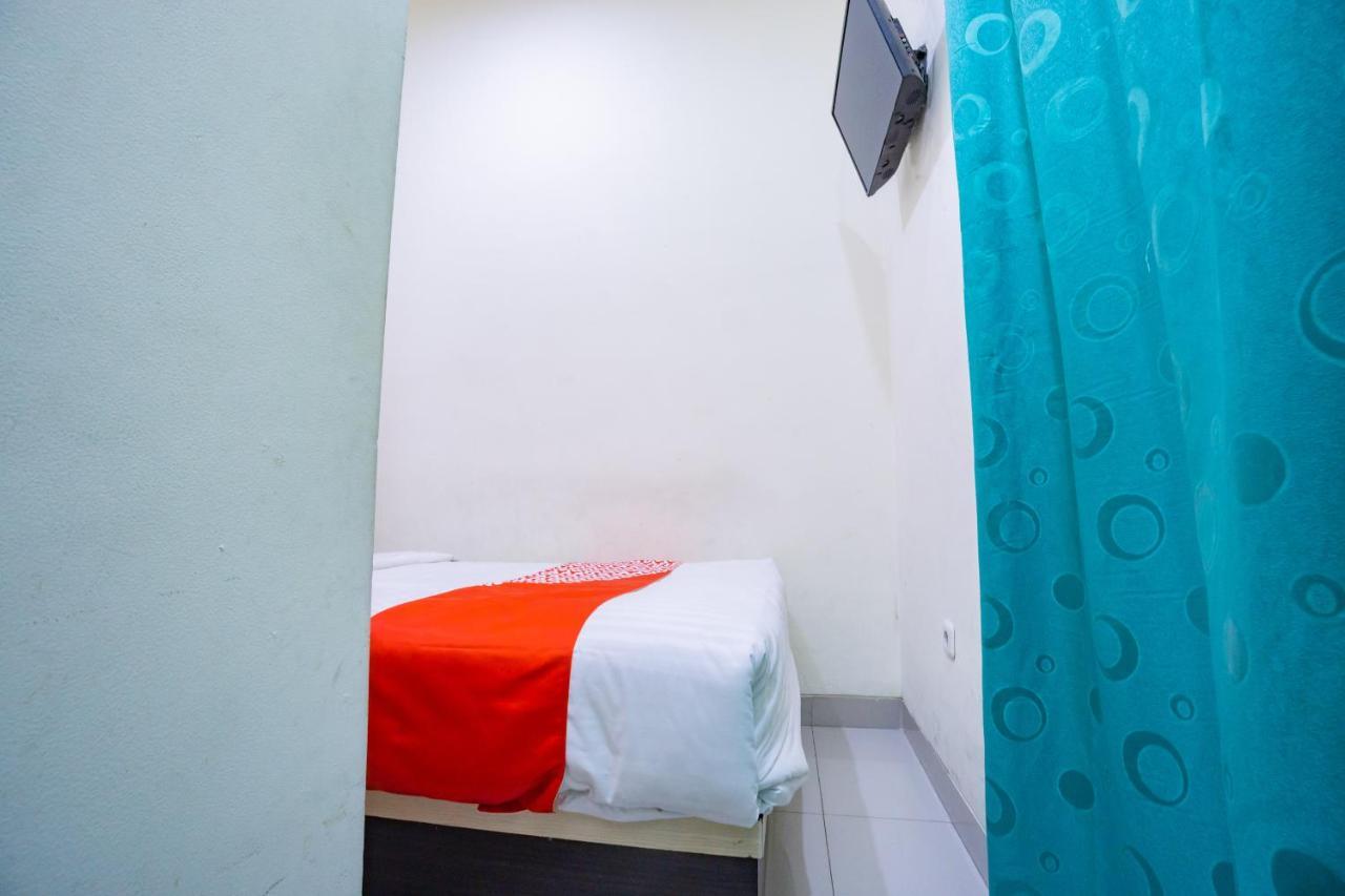 Hotel Oyo 2357 Syariah Grand Raudhah Dżakarta Zewnętrze zdjęcie