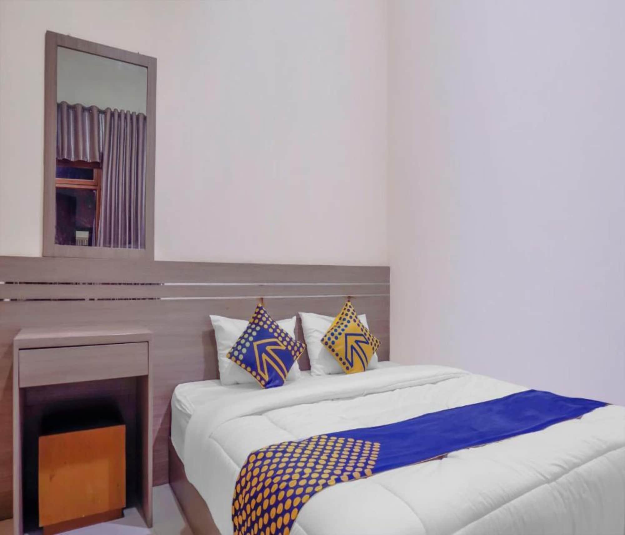 Hotel Oyo 2357 Syariah Grand Raudhah Dżakarta Zewnętrze zdjęcie