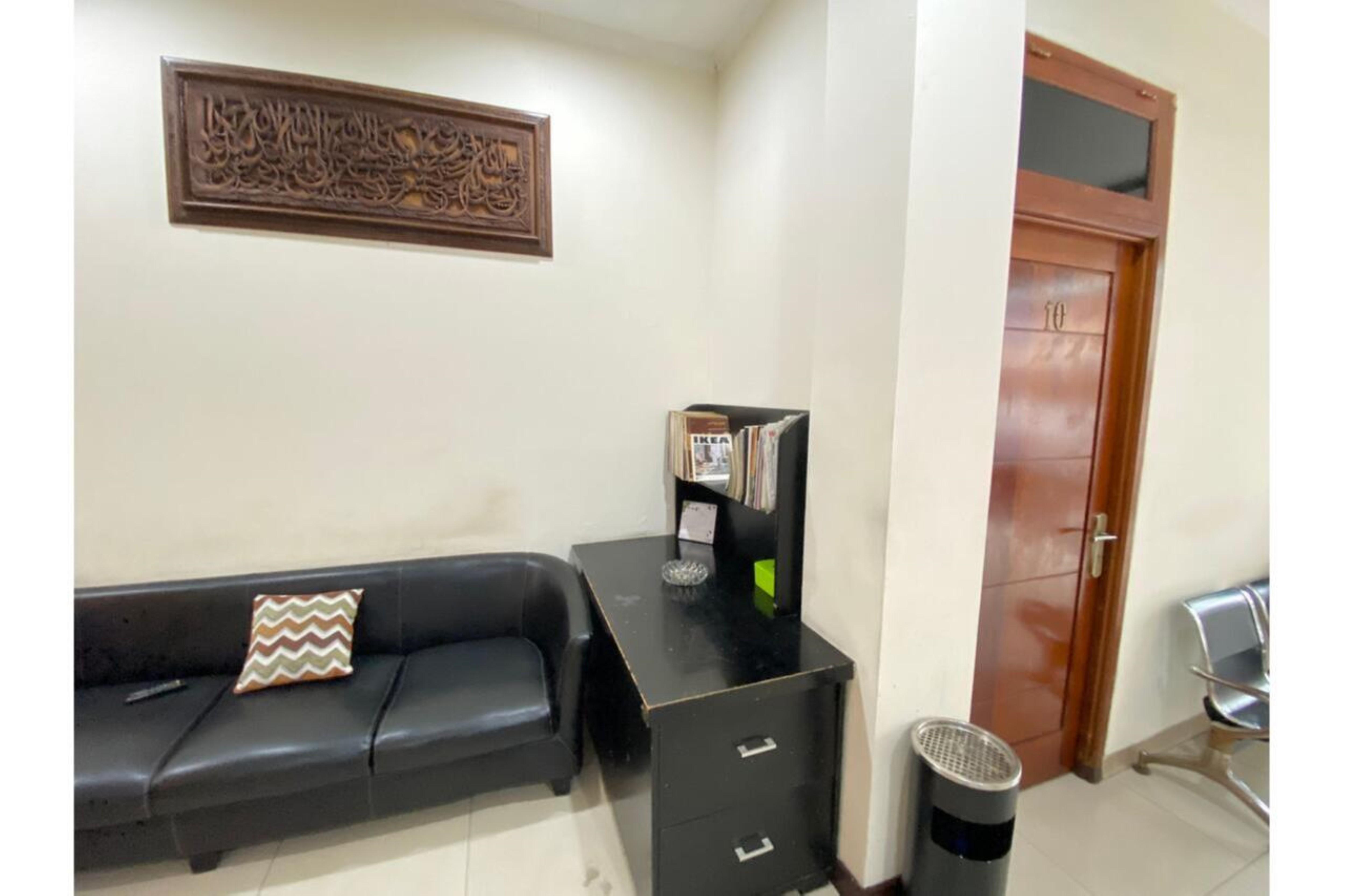 Hotel Oyo 2357 Syariah Grand Raudhah Dżakarta Zewnętrze zdjęcie