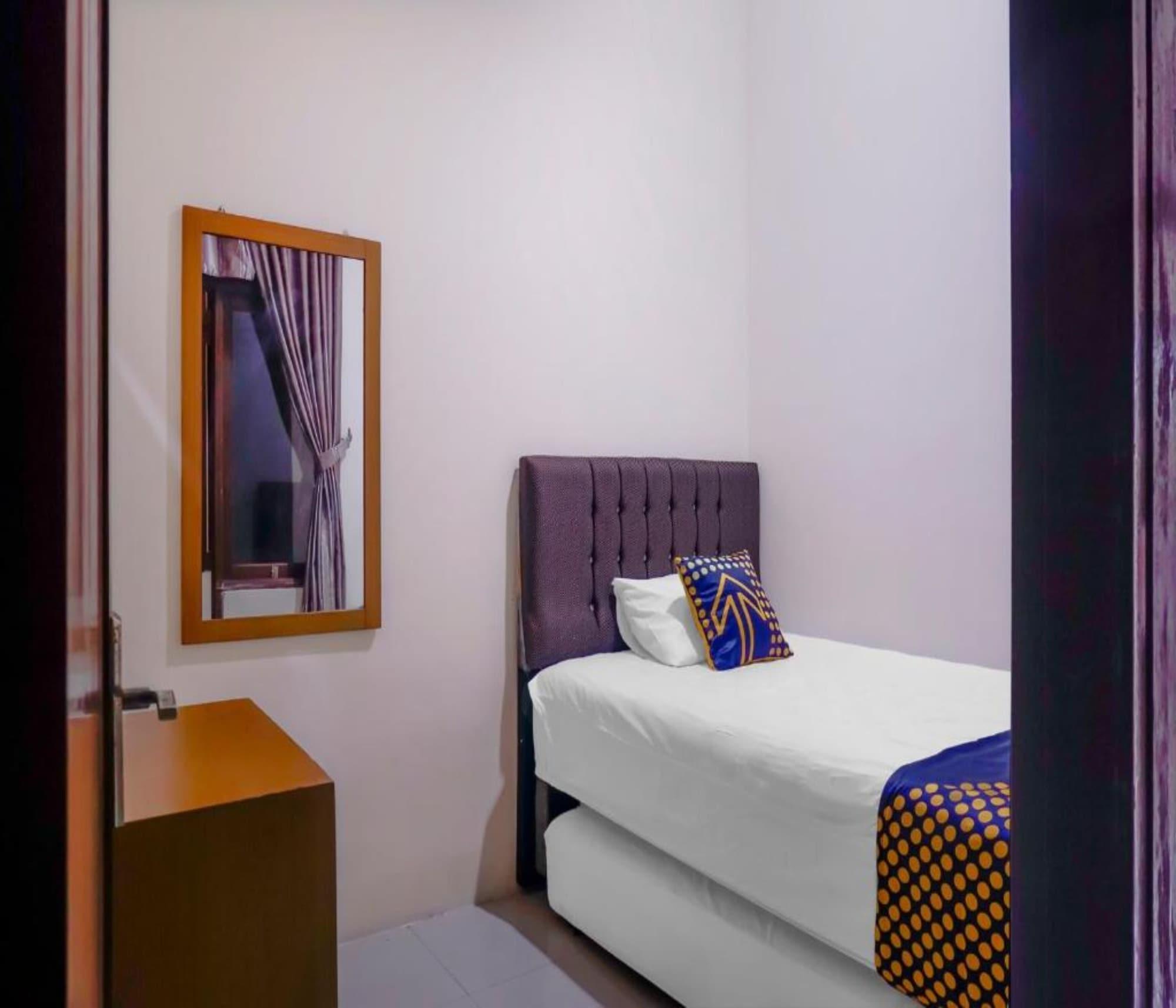 Hotel Oyo 2357 Syariah Grand Raudhah Dżakarta Zewnętrze zdjęcie