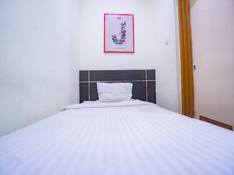 Hotel Oyo 2357 Syariah Grand Raudhah Dżakarta Zewnętrze zdjęcie